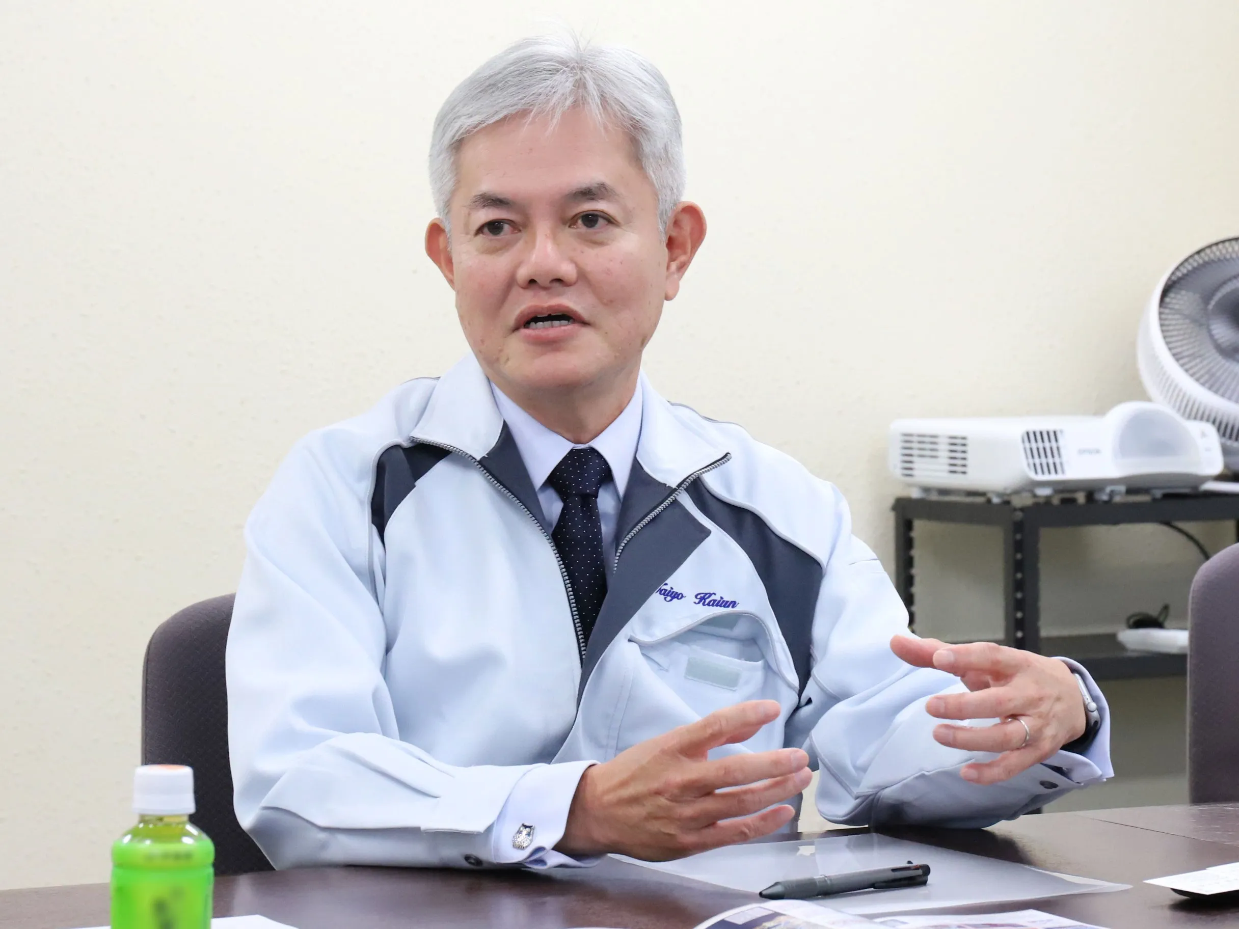 取締役 執行役員 二村 清治 様